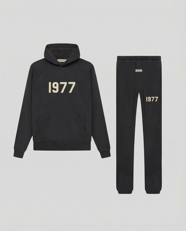 1977 IRON JOGGER SET ESSENTIALS