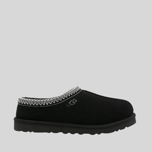 TASMAN BLACK - Klaim